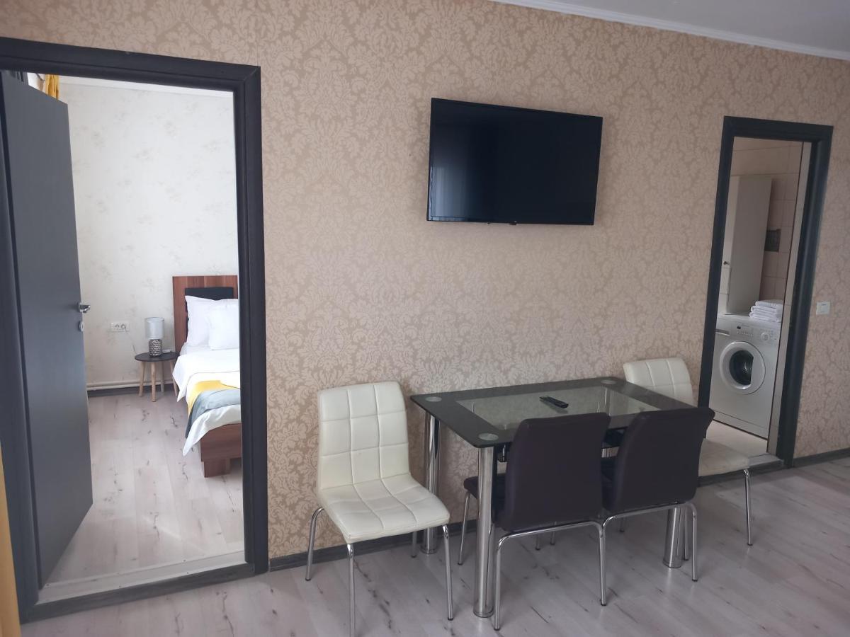 Târgu Jiu Vila Davison מראה חיצוני תמונה